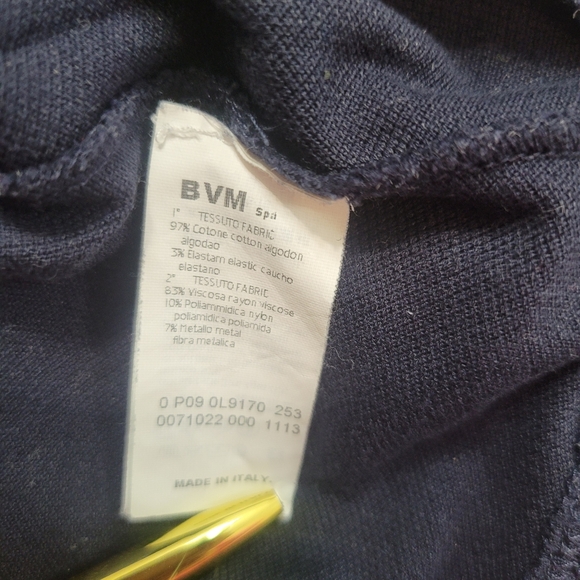 Les Copains Navy Top with Star Accents Made In Italy Size 46/M - Picture 7 of 8